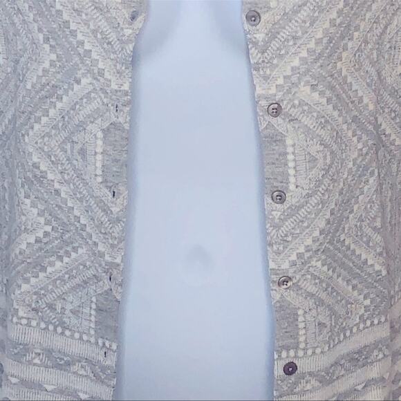 Bass Medallion Print Grey & White Cardigan Button Front Sweater Medium - Picture 3 of 12